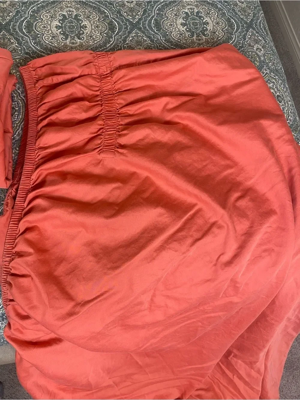 Threshold vibrant coral